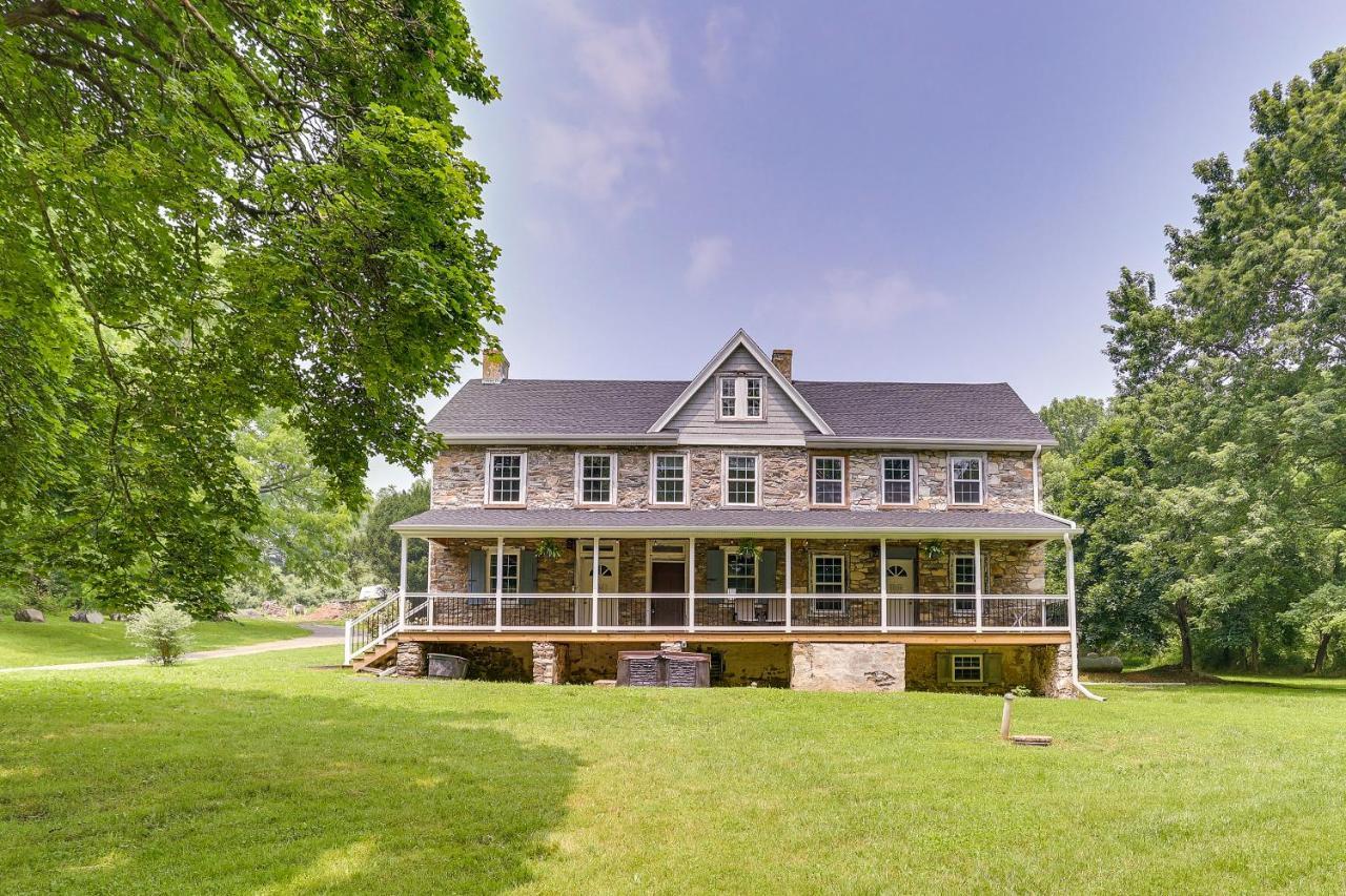 Spacious Country In On Old Ranch! * Coatesville