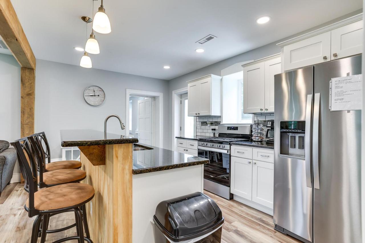 Spacious Country In On Old Ranch! *